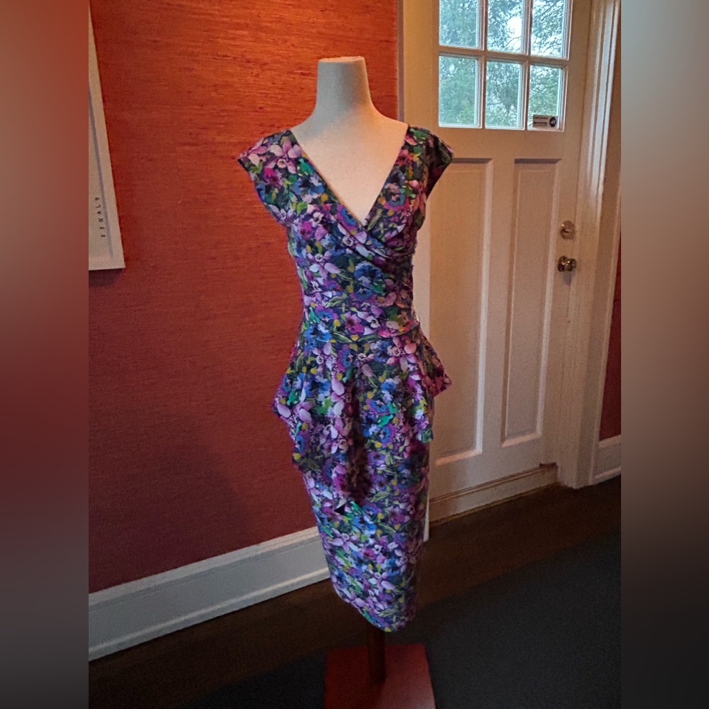 Chiara Boni La Petite Robe Floral Sheath Peplum Dress Petunia Blue Size 6